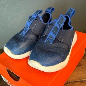 Nike Flex Runner Kids Slip-On Sneakers